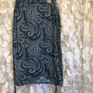 Paisley navy blue and white wrap skirt. Size medium. Made by me. Never worn.